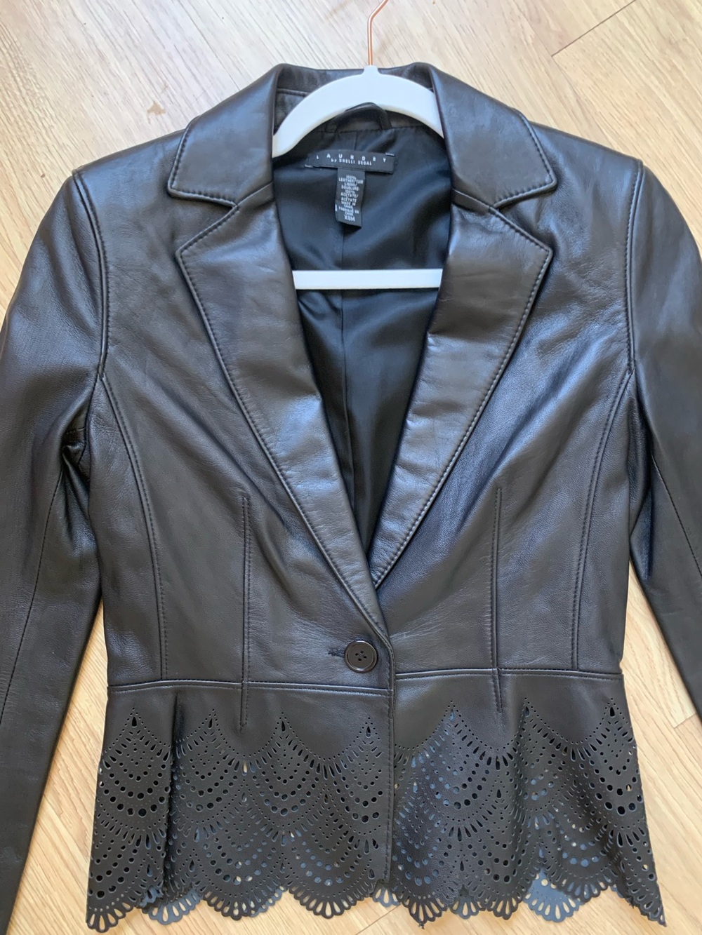 Laundry By Shelli Segal Black Leather Scalloped Hem Blazer